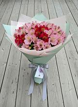 Букет цветов из:  Альстромерии #REPLACE_PRED# Старомышастовской