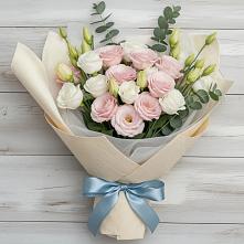 Букет цветов из:  Лизиантусы в Старомышастовской