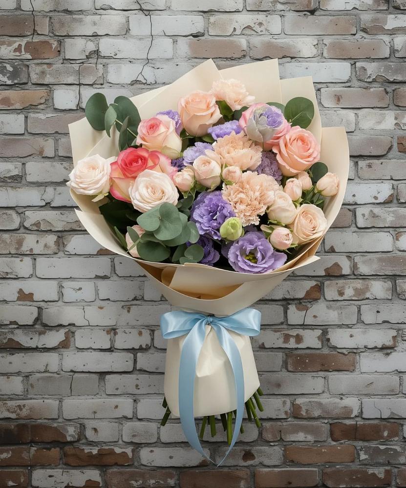 Букет цветов из: Розы, Лизиантусы и Гвоздики в Старомышастовской