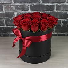 Цветочная композиция из Розы в шляпной коробке в Старомышастовской