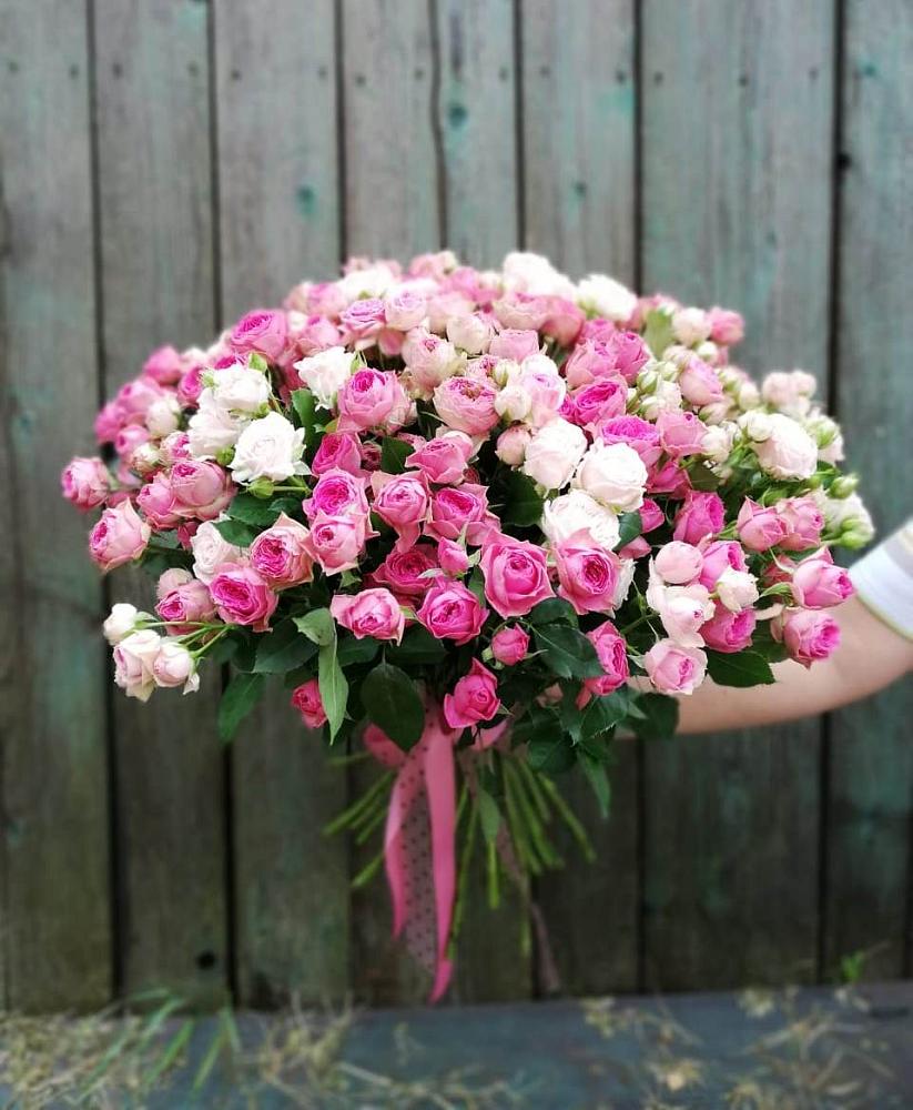 Букет Розовые кустовые розы Натали и Лав Лидия в Старомышастовской