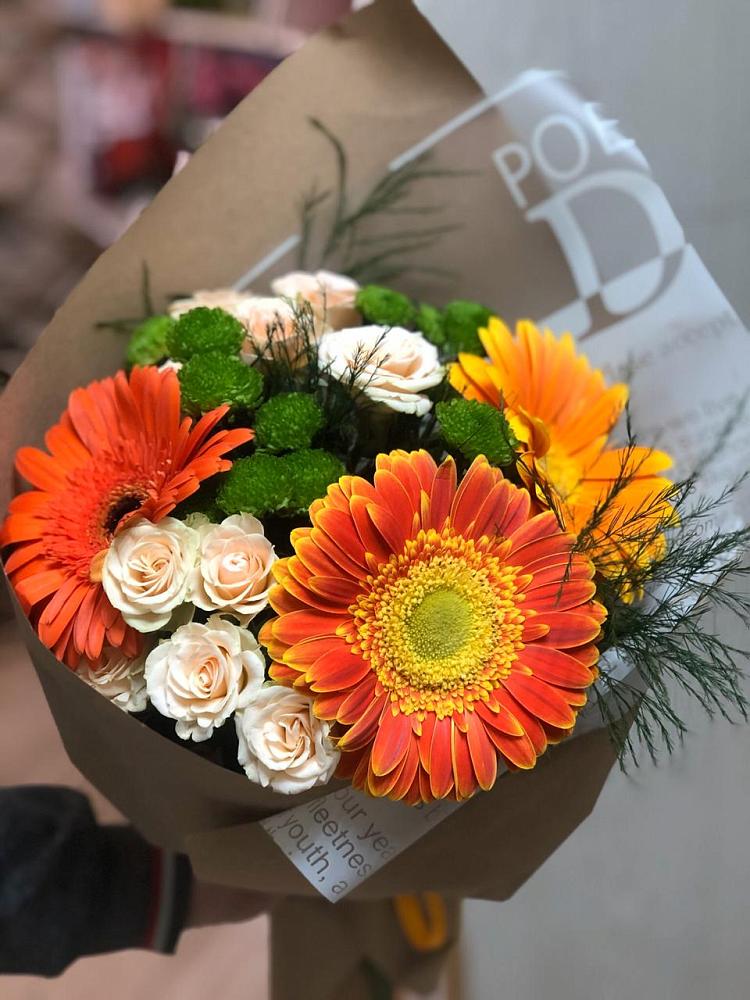Букет цветов из: Герберы, Хризантемы и Розы в Старомышастовской