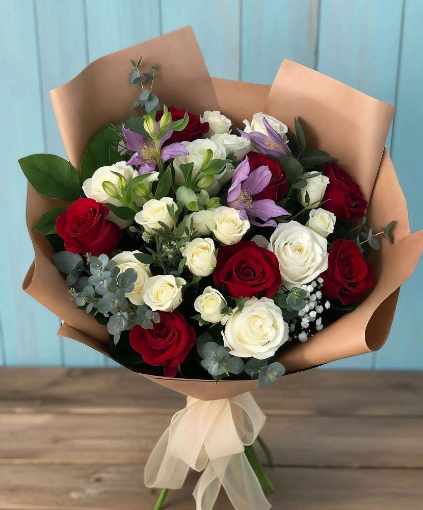 Букет цветов из: Розы и Альстромерии в Старомышастовской