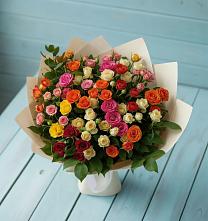 Букет Микс из разноцветных кустовых роз в Старомышастовской