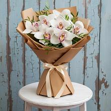 Букет цветов из:  Орхидеи и Розы #REPLACE_PRED# Старомышастовской