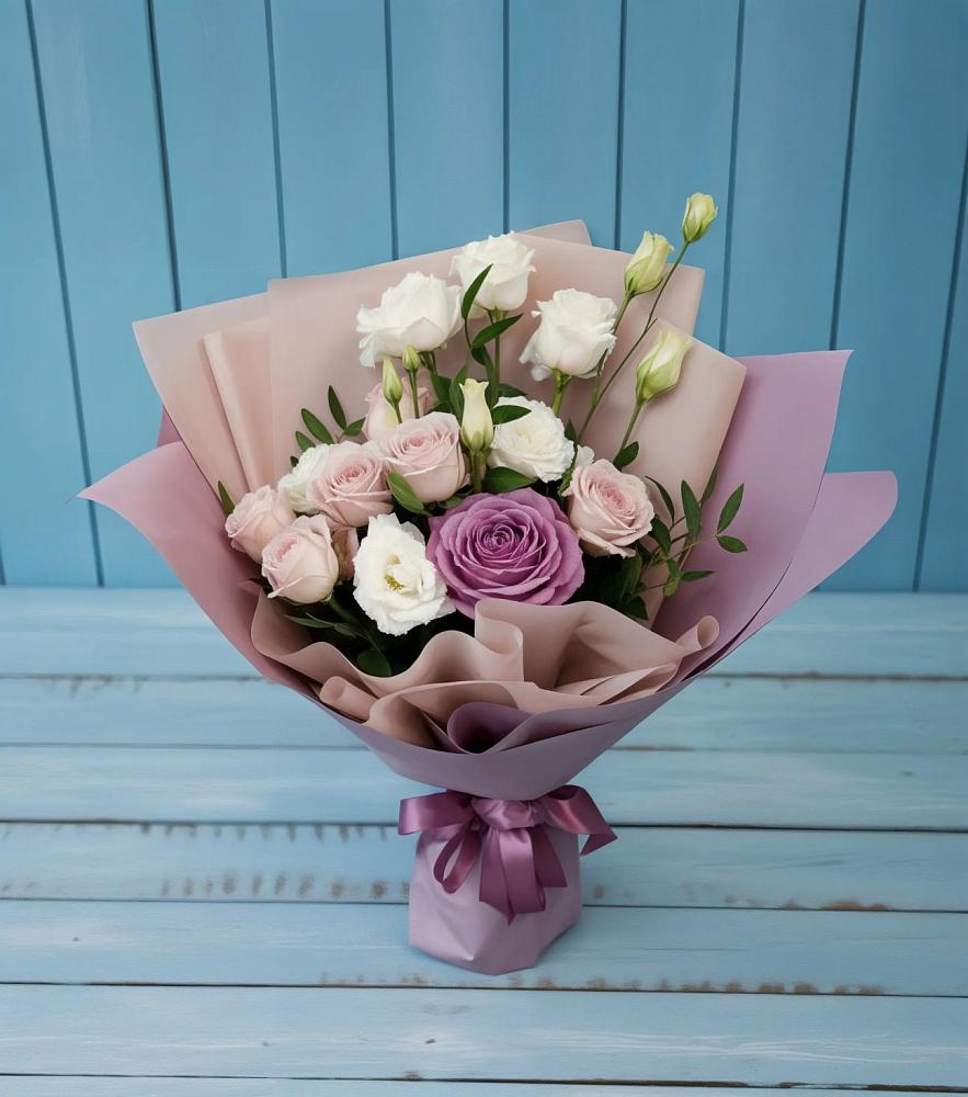 Букет цветов из: Розы и Лизиантусы в Старомышастовской